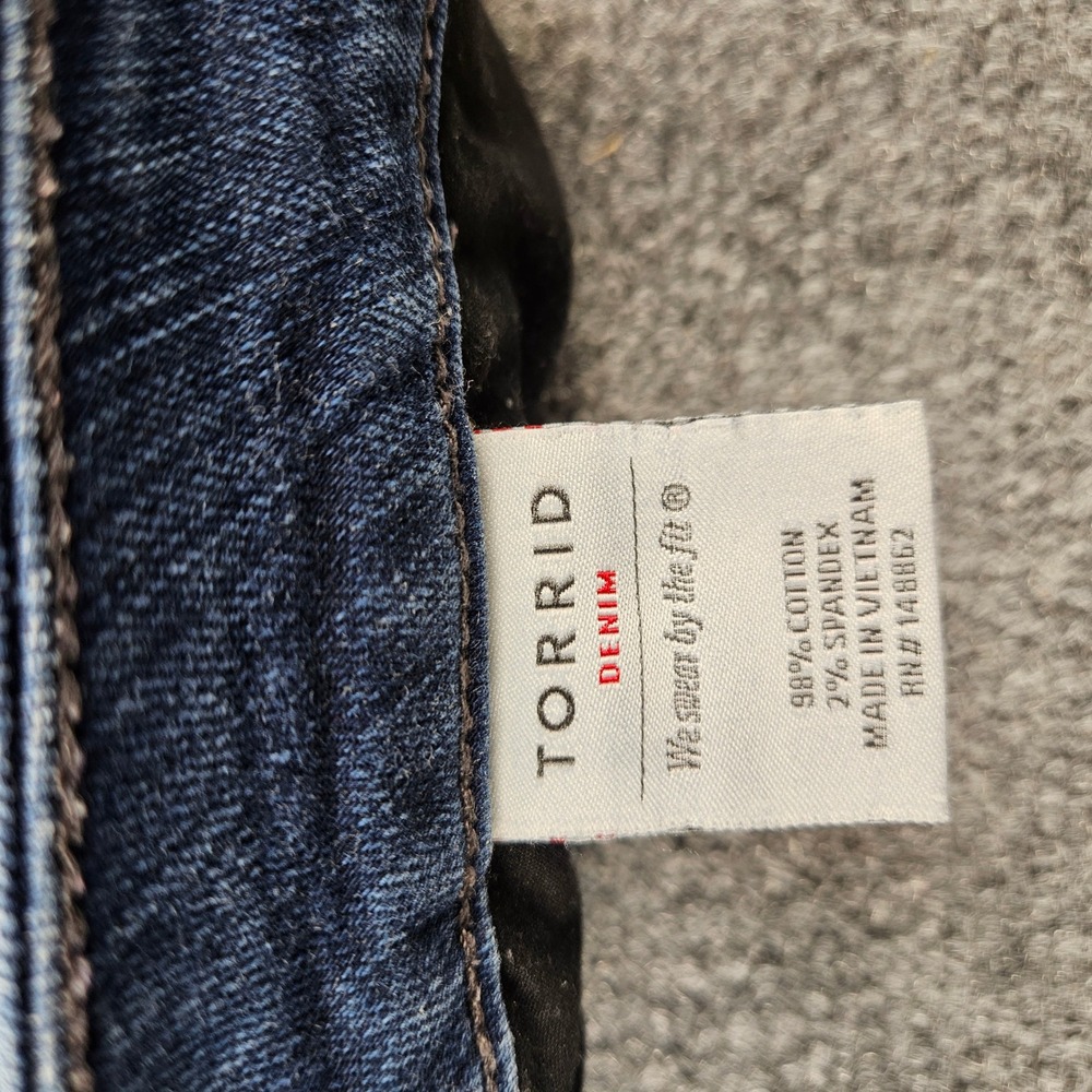Torrid Boyfriend Jeans Womens 16R Medium Wash Denim Stretch Relaxed Fit 16R - Picture 10 of 12